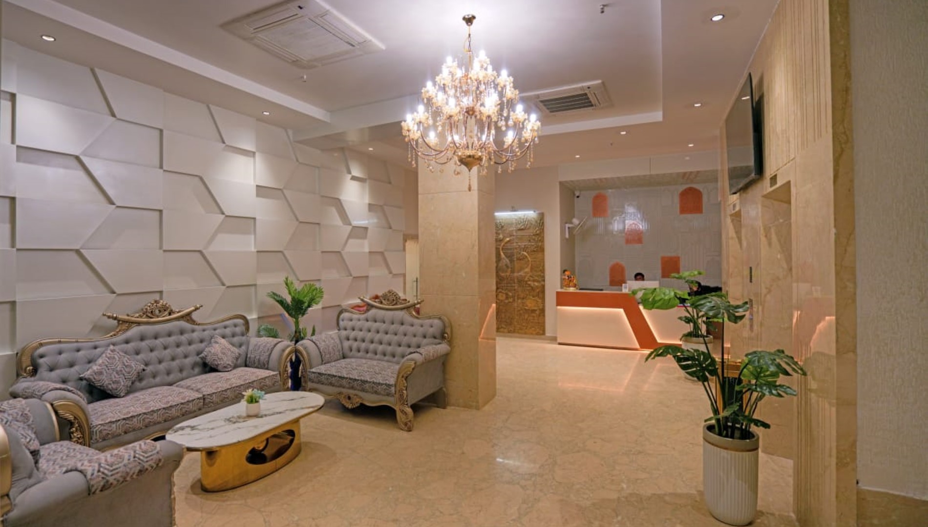 Hotel Midas inn Slider 1